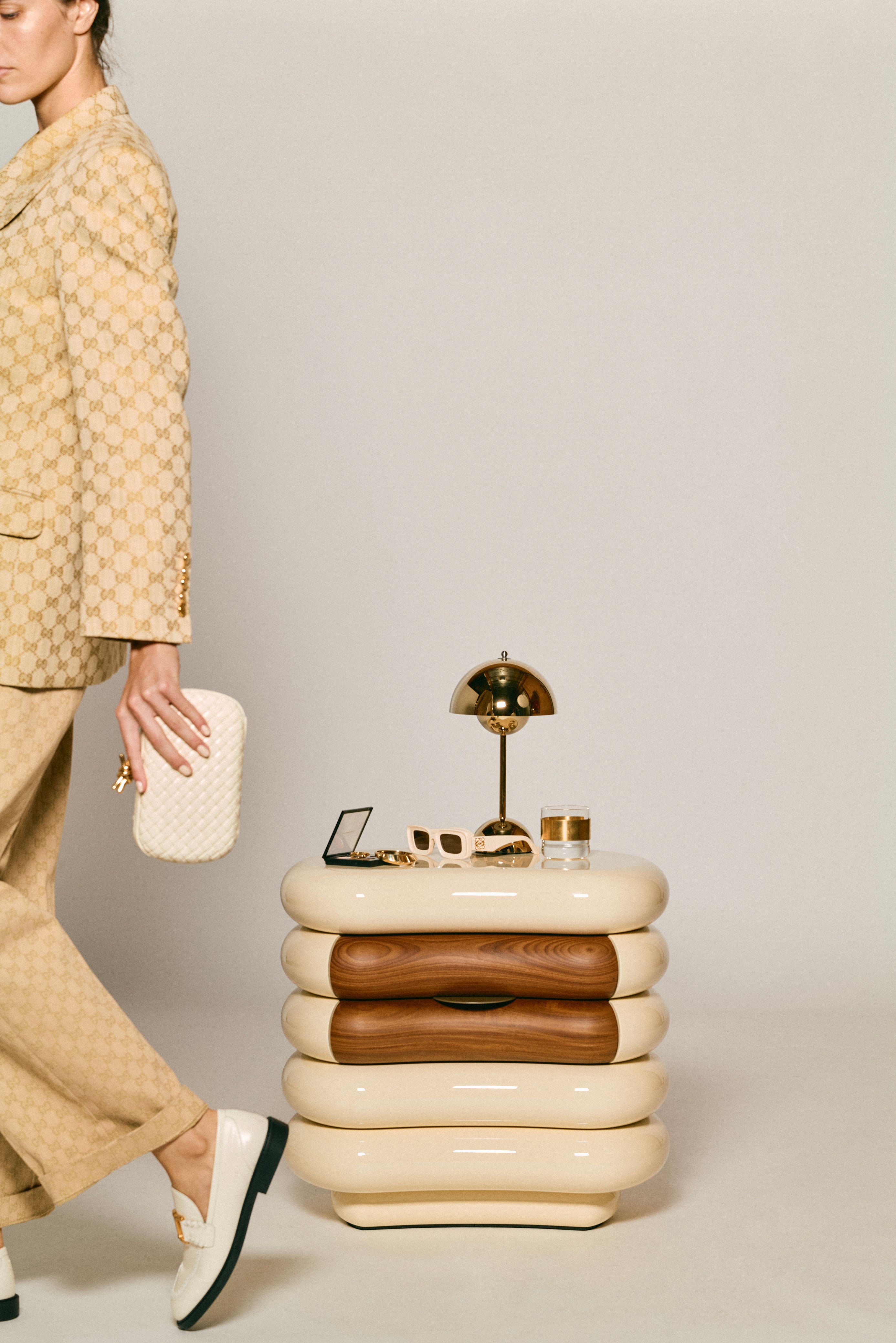 Out of Line・Night Table (New)